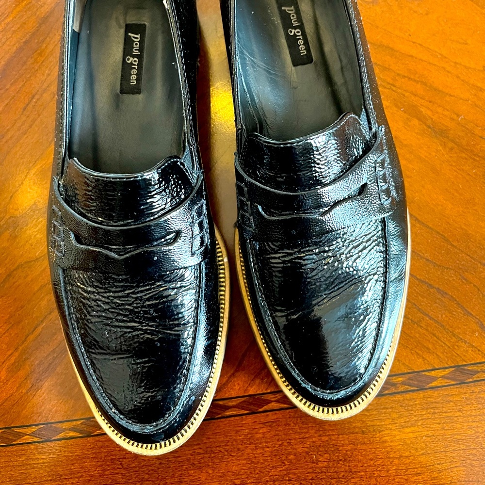 Paul Green, black patent leather, size 8.5, made in Austria